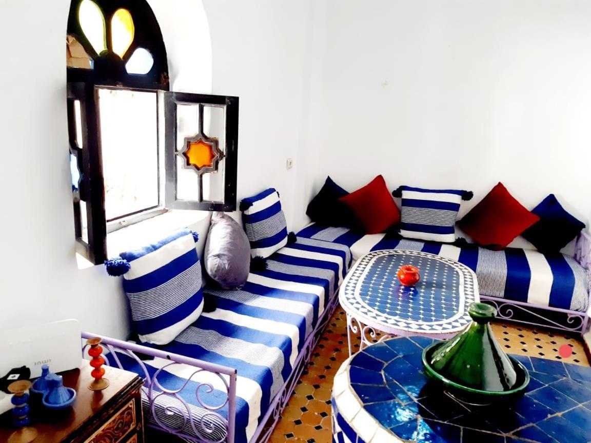 Dar Imran Apartment Есувейра Екстериор снимка
