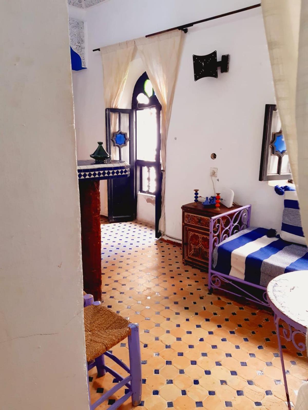 Dar Imran Apartment Есувейра Екстериор снимка