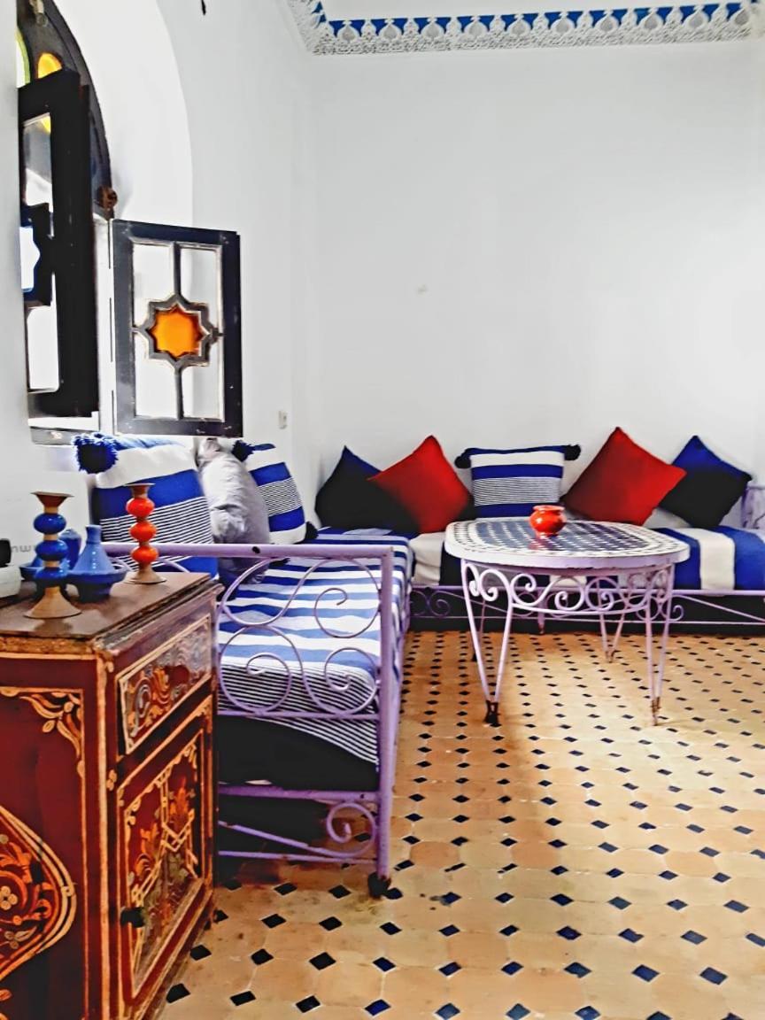 Dar Imran Apartment Есувейра Екстериор снимка