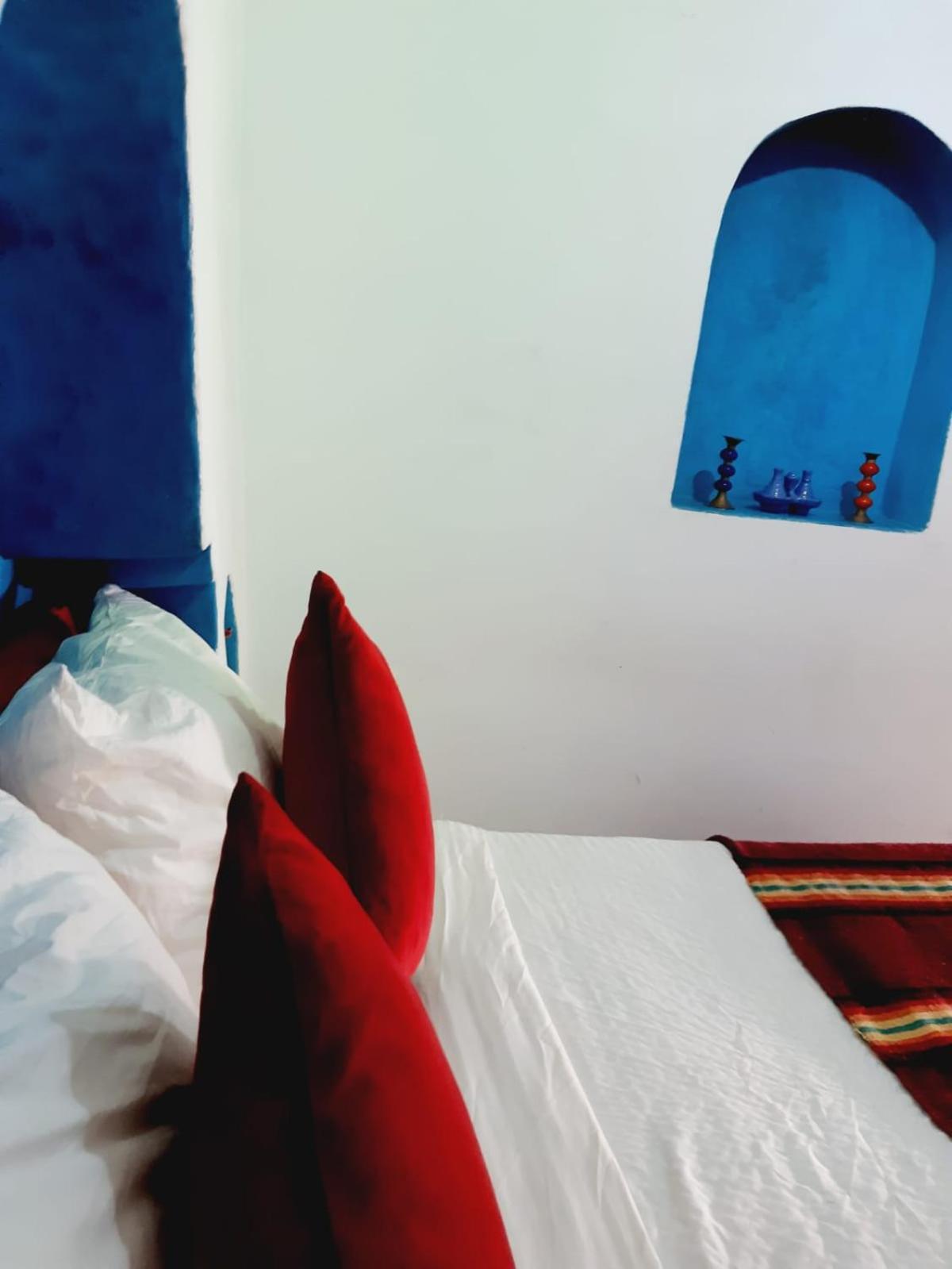 Dar Imran Apartment Есувейра Екстериор снимка