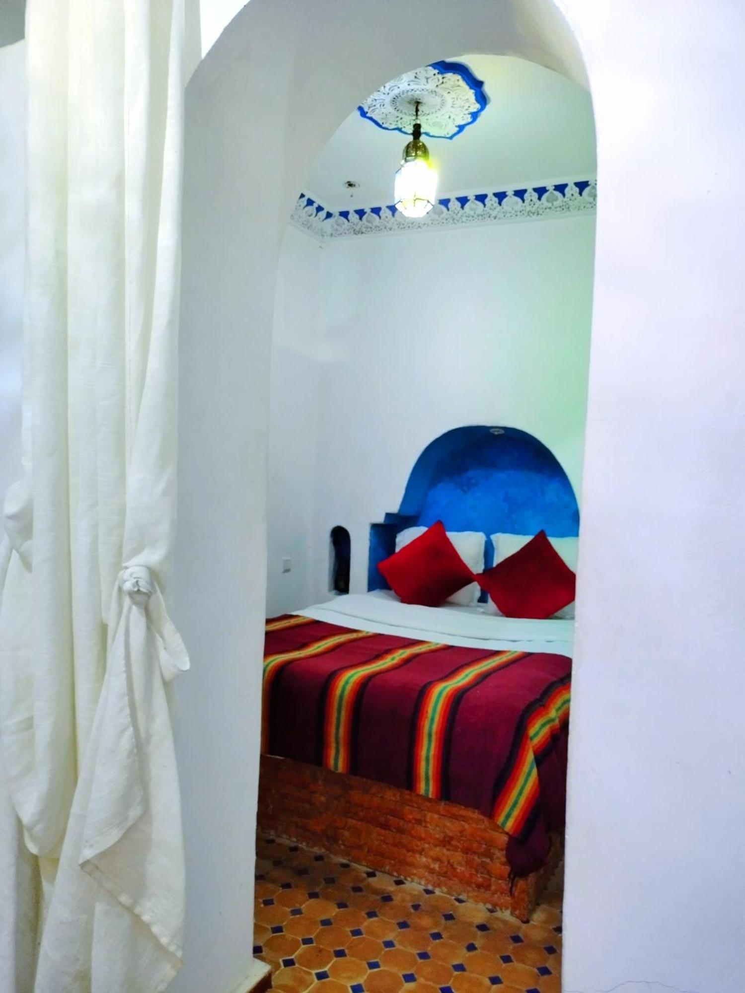 Dar Imran Apartment Есувейра Екстериор снимка